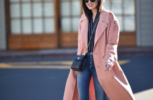 Street style ấn tượng với áo khoác dạ nữ cho mùa đông của các quý cô Châu Á